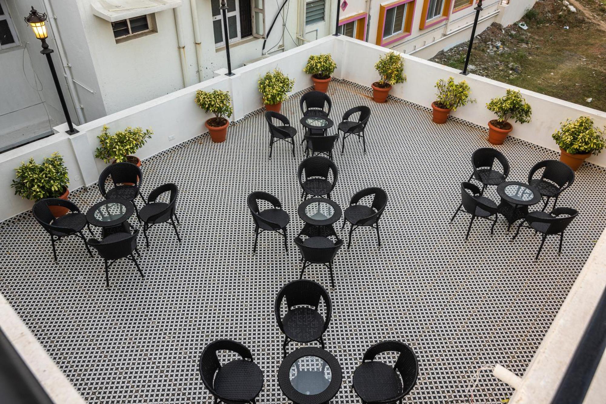 Aashreya Suites Tiruvannāmalai Zewnętrze zdjęcie